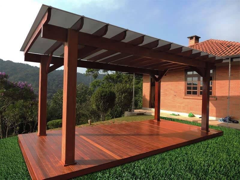 Deck com Pergolado Deck com Pergolado
