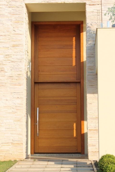 Porta Painel em Angelim Pedra
