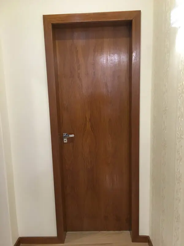 Porta Prancheta com Verniz