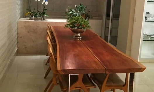 Mesa de Madeira Jequitiba