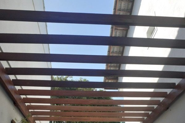 Pergolado de Madeira Parajú